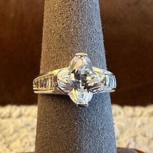HSN Absolute Star ring solitaire with side stones sz 6 Sterling